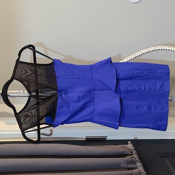 Bebe dress - Picture 2 of 3